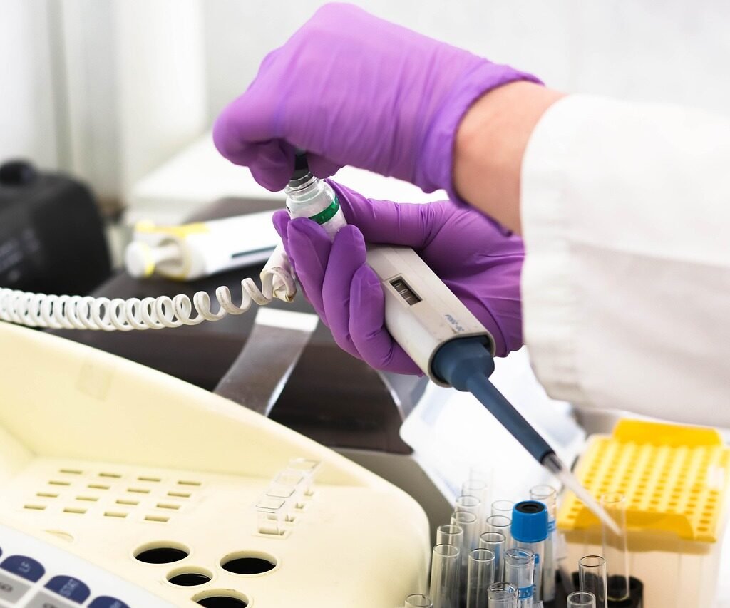 laboratory, medical, medicine, hand, research, lab, test, doctor, equipment, scientist, woman, chemistry, science, hospital, experiment, person, technician, technology, healthcare, working, health, tube, work, research lab, blood samples, lab, lab, lab, lab, lab, scientist