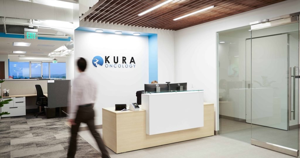 Kura104695-SD-interior