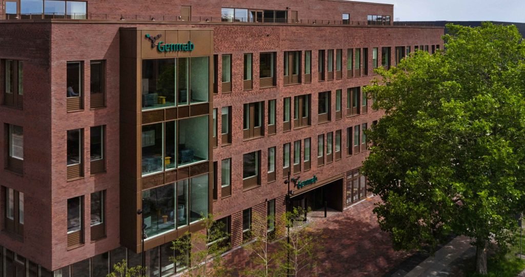 Our_Offices_Genmab_Copenhagen_Office_Building_3_Tuala_Hjarnø (1)